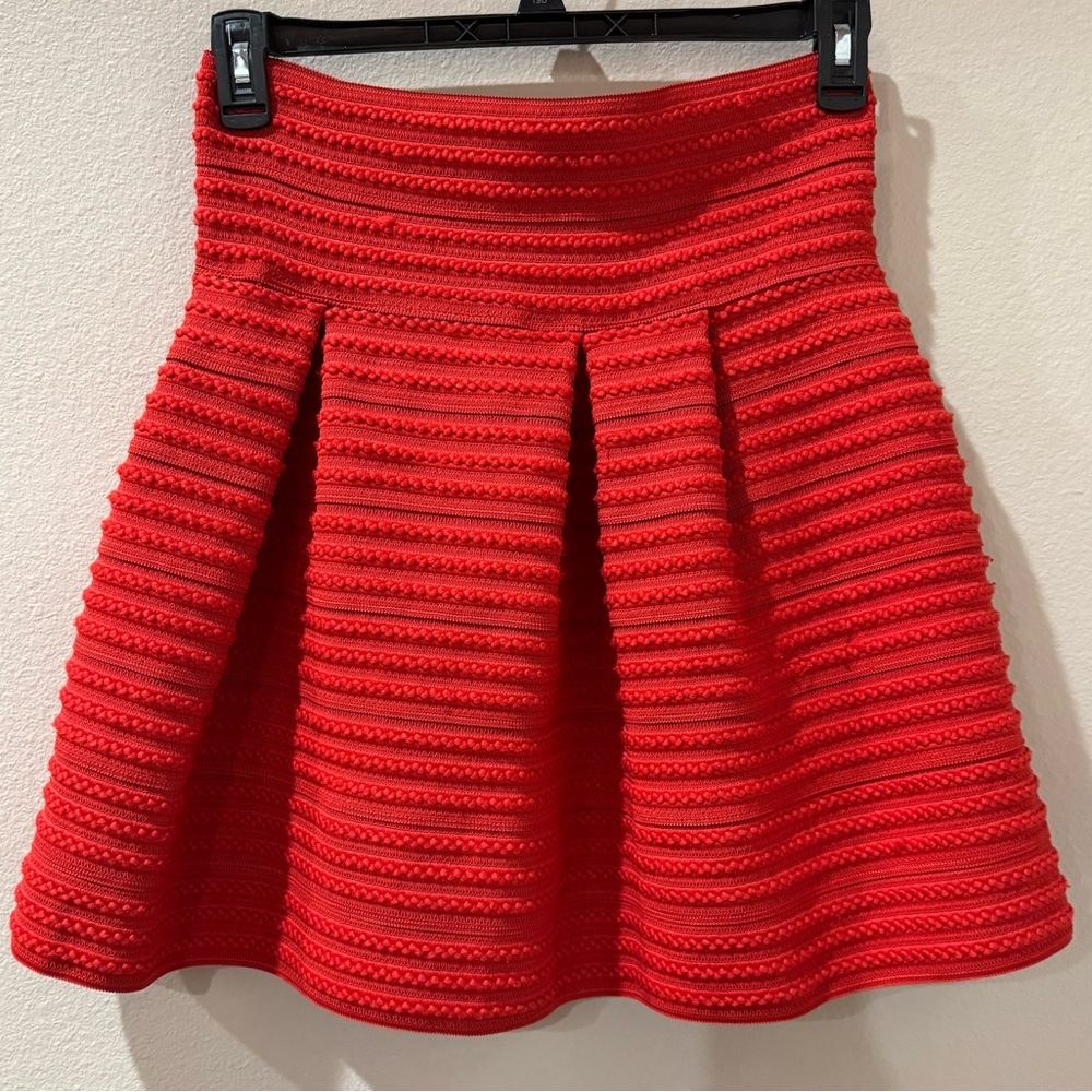 2 Piece H&M Red Skater Skirt & Matching Blazer Suit with Ribbed Pleats Size L/10
